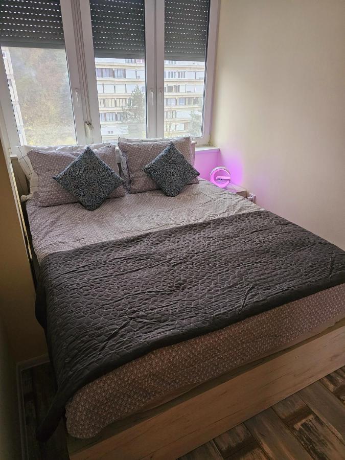 Ferienwohnung Urban Loft Salgótarján Exterior foto